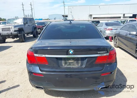 2015 BMW 750I z USA, uszkodzony, nr VIN WBAYA8C5XFD825533